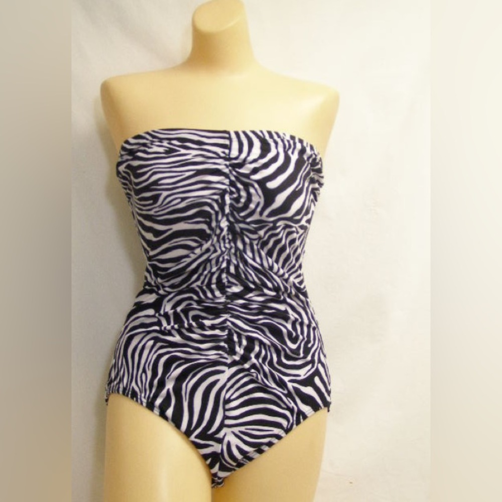 14 or 16 bandeau strapless swimsuit black white 38174